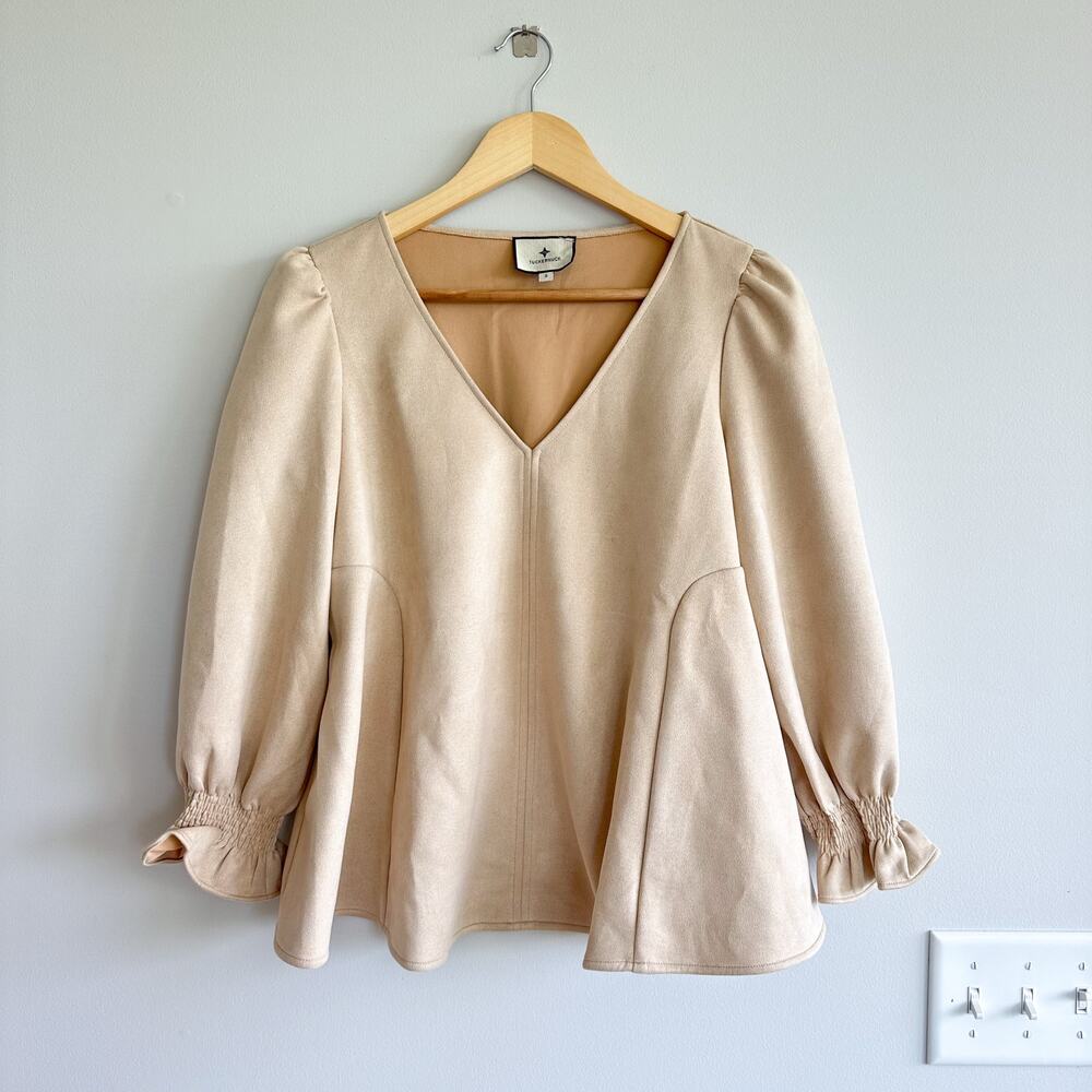 Tuckernuck Bone Suede Easton V-Neck Ruffles 3/4 Sleeve Blouse Cream S - Picture 3 of 10